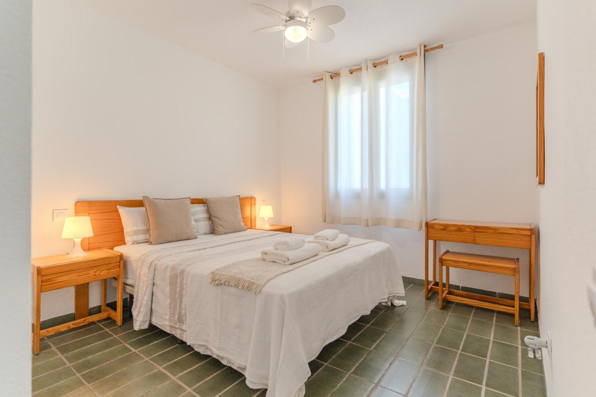 Go2Tenerife Apart Sira Family, Pool & Beach Playa de las Américas Exterior foto